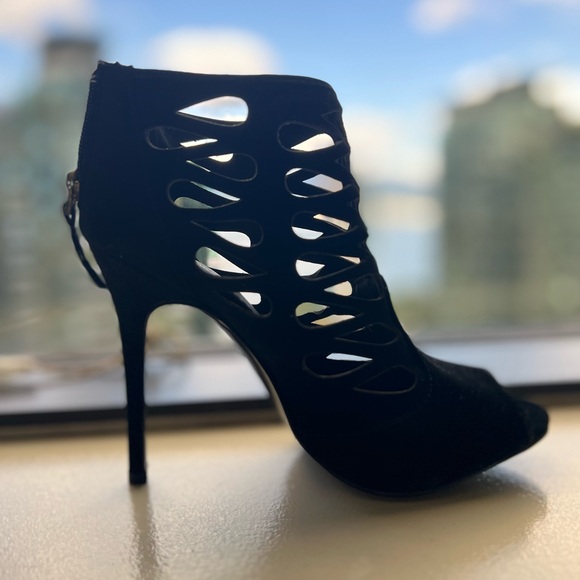 Never worn Anne Michelle shoes, black size 6 - Picture 3 of 3